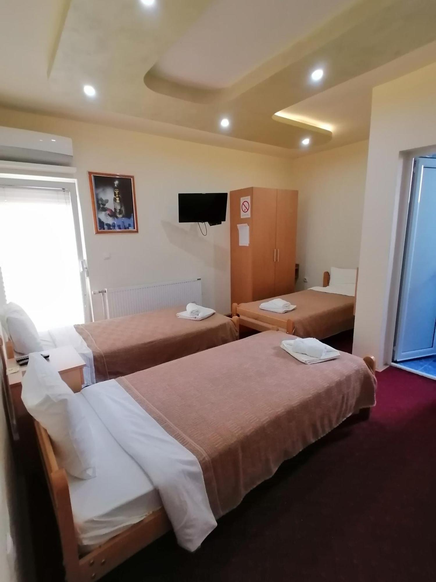 Hotel Talija Svilajnac Bagian luar foto